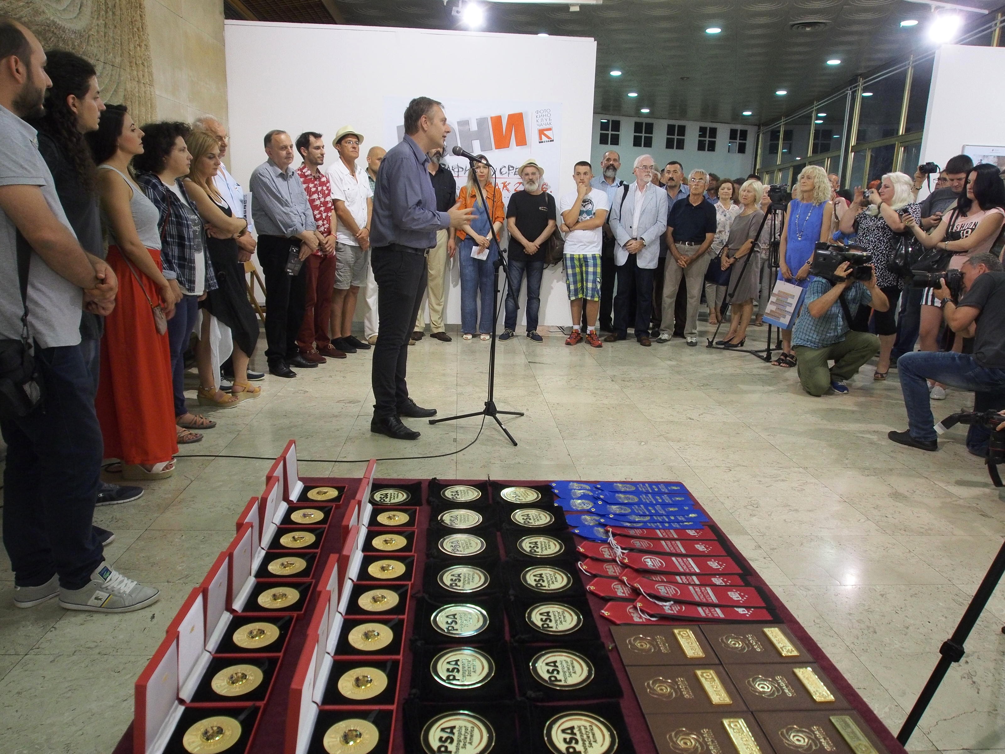UM016008-1